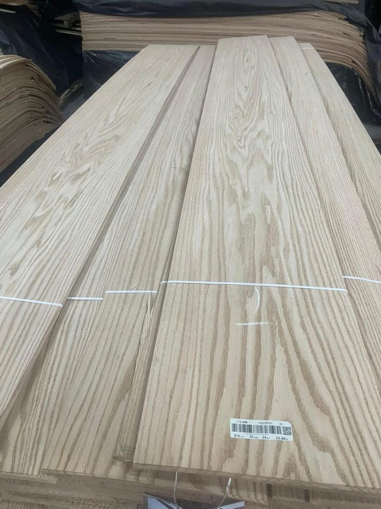 Natural Oak Veneer Wood Grain – EKA GOLD
